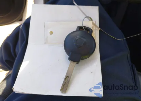 2015 Smart Fortwo Passion/Pure из США, поврежденный, VIN WMEEJ3BA8FK808251